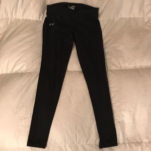 Under Armor fitted running pants